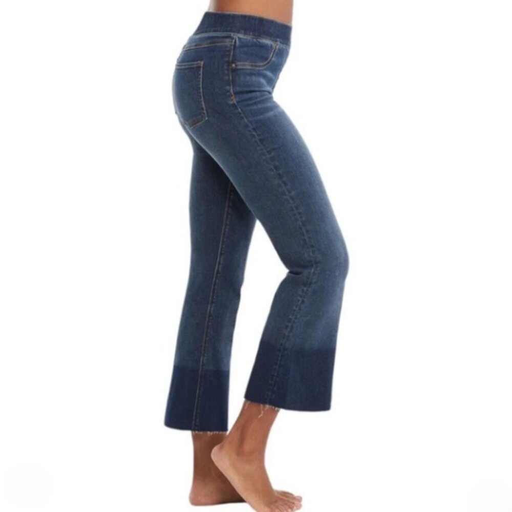Spanx Cropped Flare Jeans Medium Blue Wash Smoothing Stretch Denim Size Large
